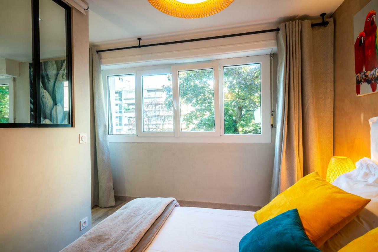 LE CHATELET- Parking Gratuit - Cosy et Design - à 10 mn de Geneve Annemasse Buitenkant foto