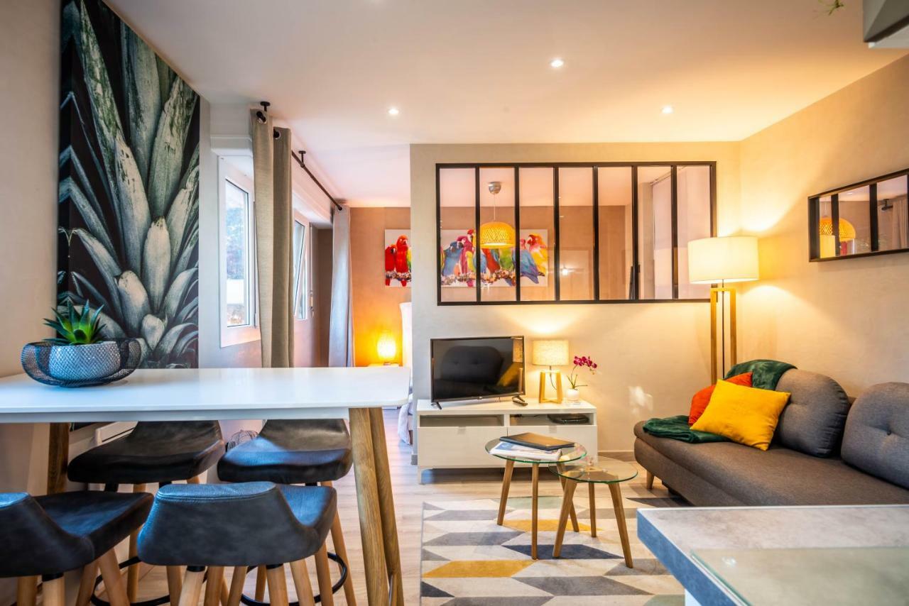 LE CHATELET- Parking Gratuit - Cosy et Design - à 10 mn de Geneve Annemasse Buitenkant foto